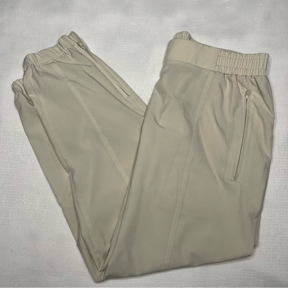 Women’s Old Navy light khaki joggers pants stretch tech size large‎ LG